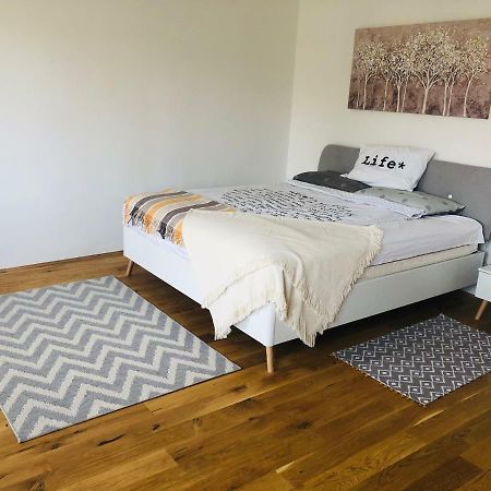 Kolovare Beachfront Apartment 扎达尔 外观 照片