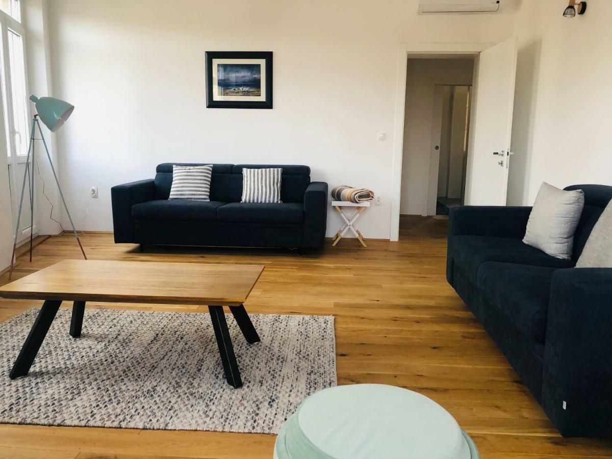 Kolovare Beachfront Apartment 扎达尔 外观 照片