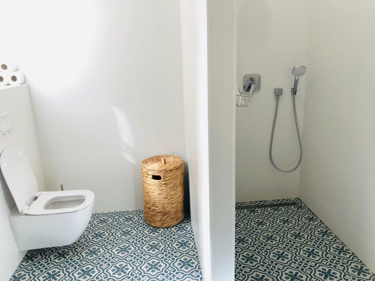 Kolovare Beachfront Apartment 扎达尔 外观 照片